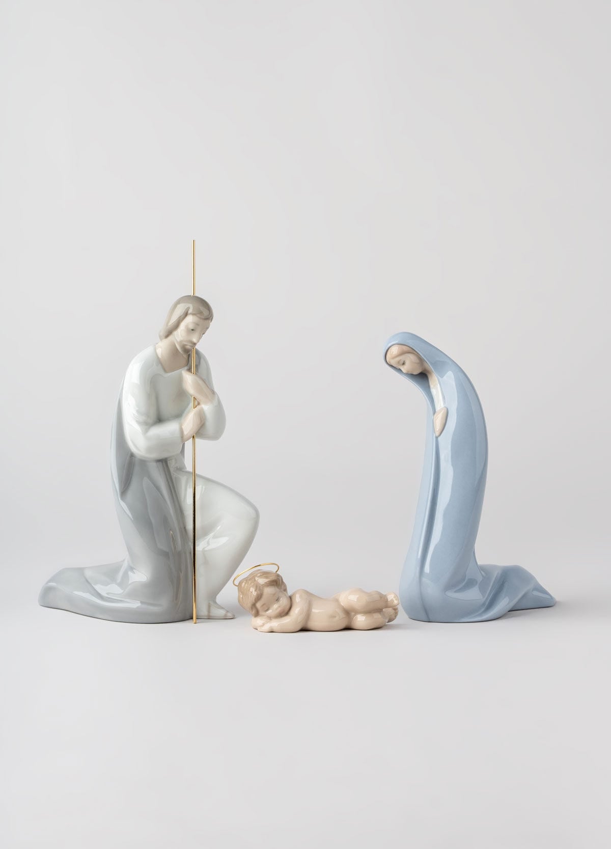 Lladró Madonna Nativity Figurine