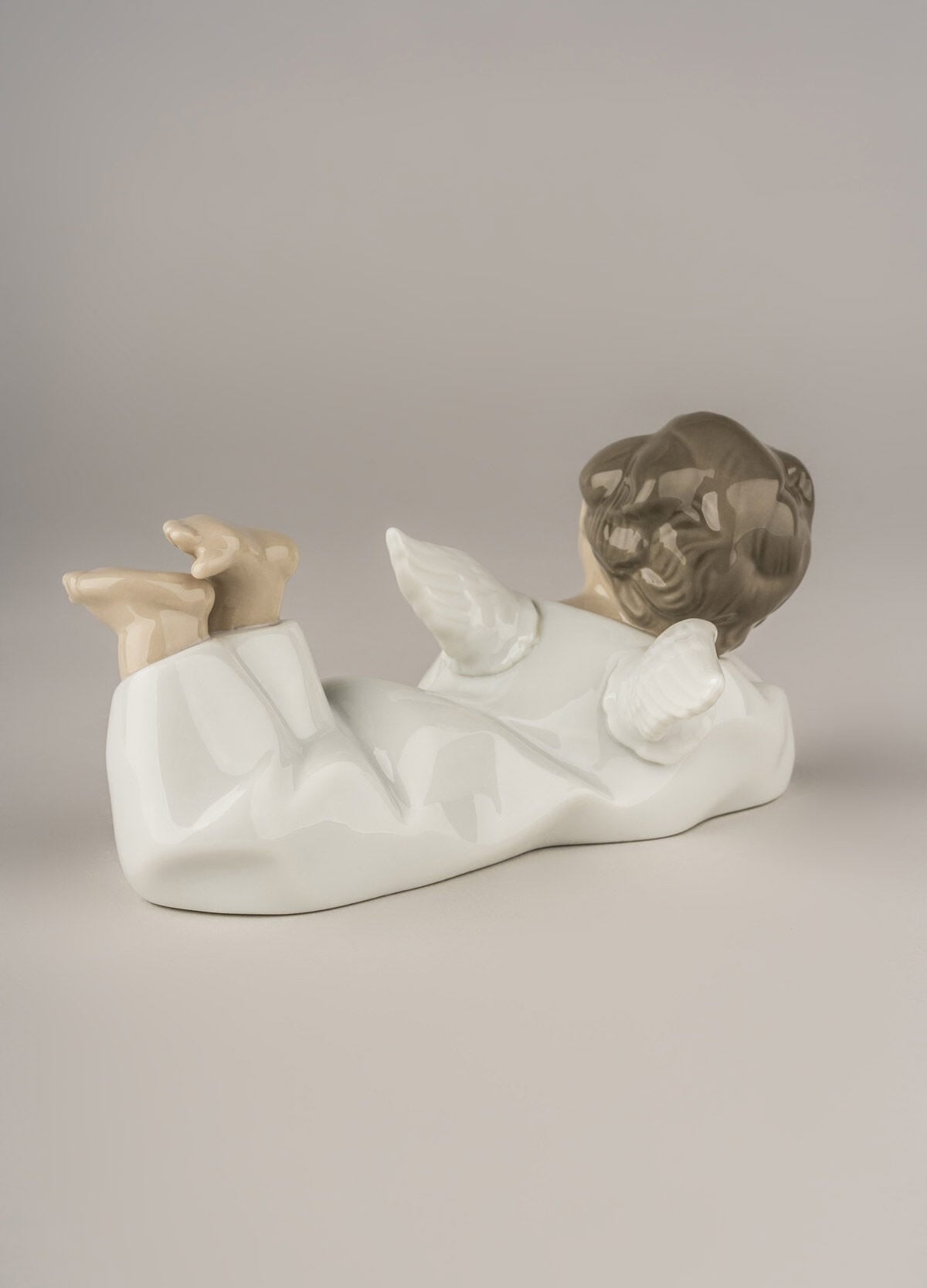 Buy Authentic Lladró Lladró Angel Laying Down Figurine Sculpture - FormFluent Sydney Australia