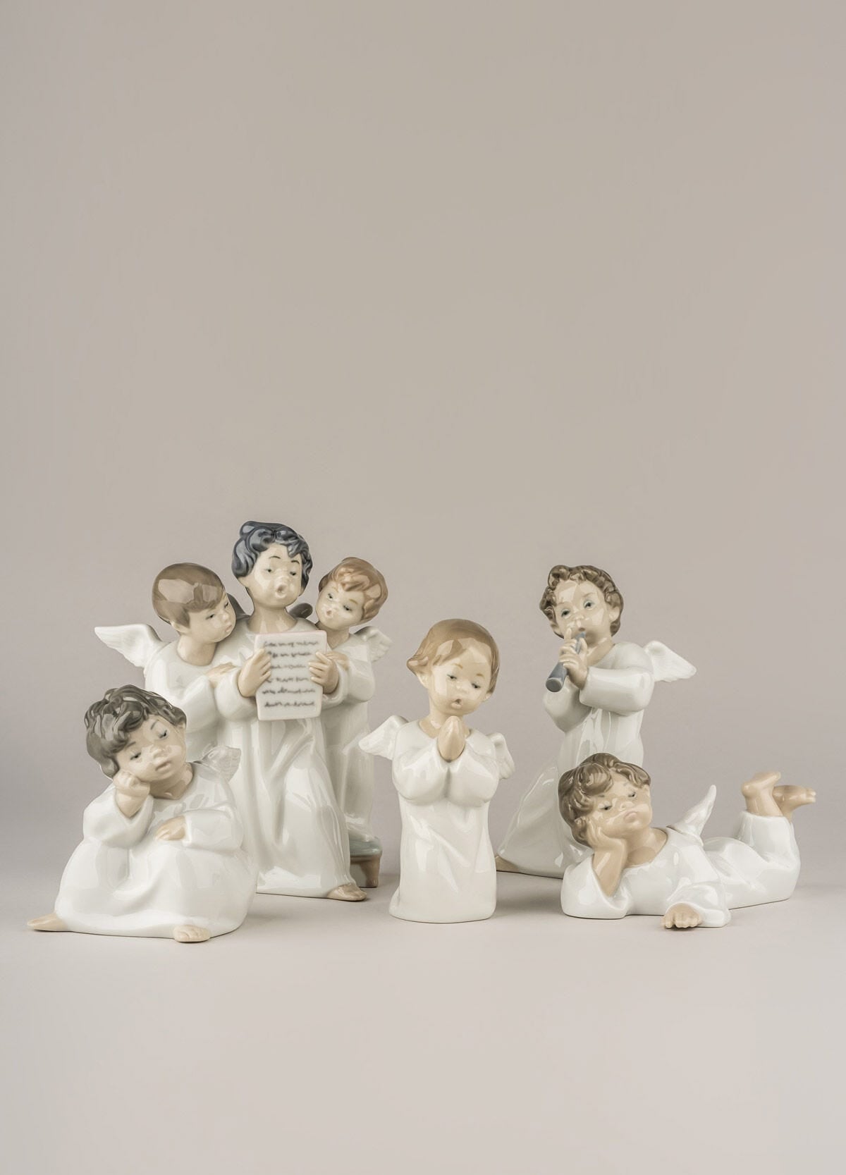 Buy Authentic Lladró Lladró Angel Laying Down Figurine Sculpture - FormFluent Sydney Australia