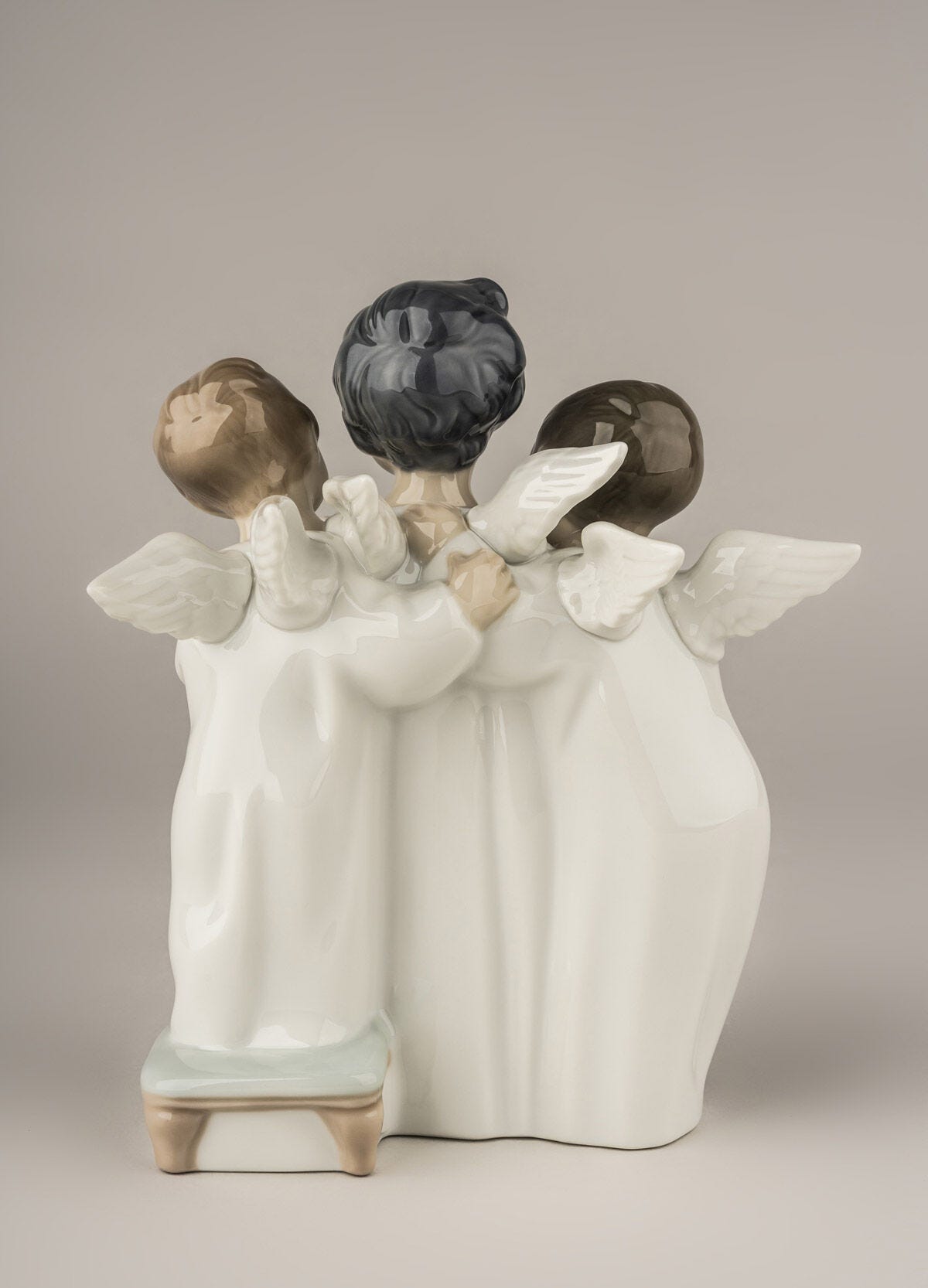 Lladró Angels' Group Figurine Sculpture by  Lladró at   FormFluent Sydney, Australia
