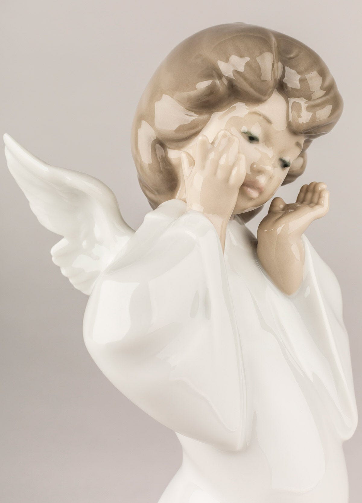 Buy Authentic Lladró Lladró Mime Angel Figurine Sculpture - FormFluent Sydney Australia