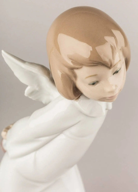  Lladró Curious Angel Figurine Sculpture by Lladró at  FormFluent