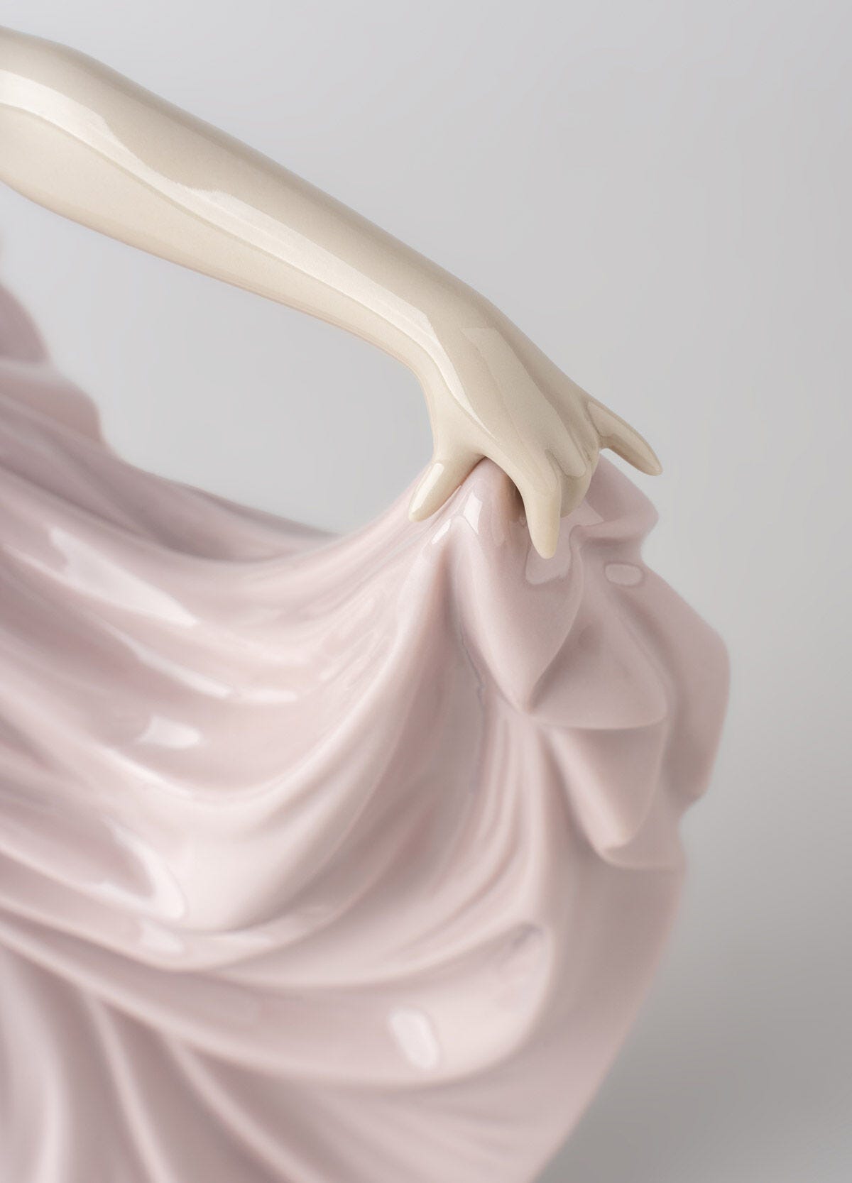  Lladró Dancer Woman Figurine Sculpture by Lladró at  FormFluent