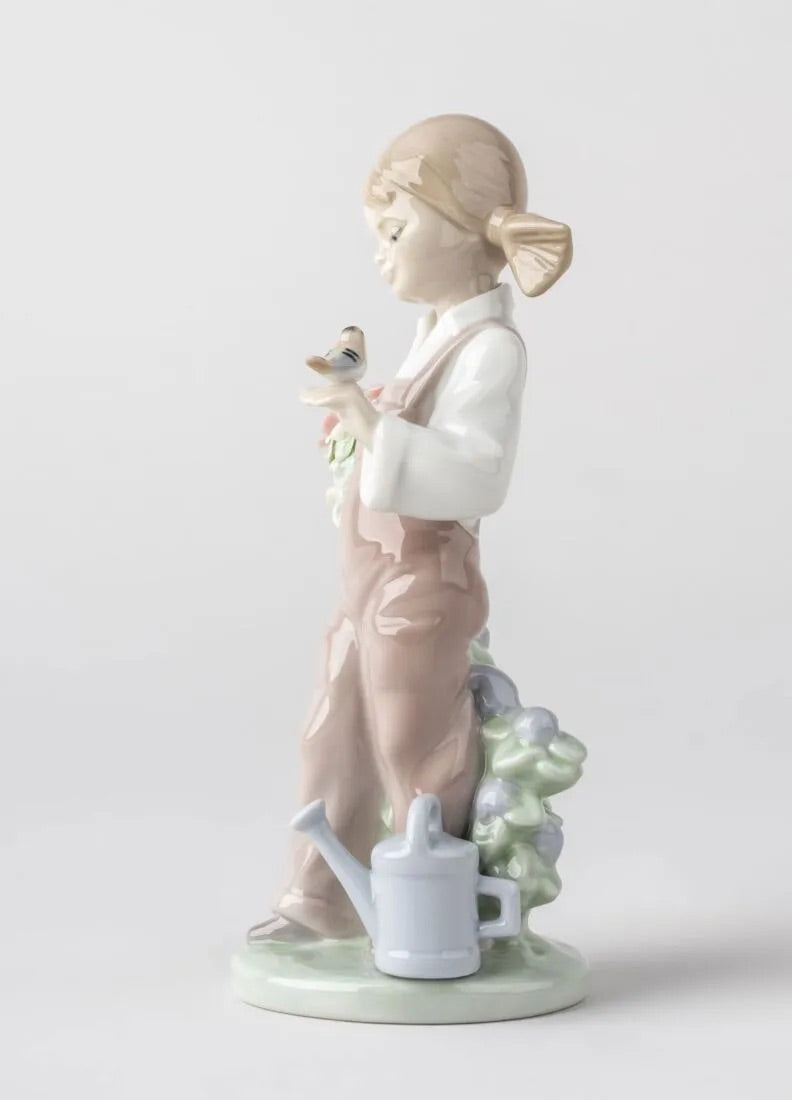 Buy Authentic Lladró Lladró Spring Girl Figurine Sculpture - FormFluent Sydney Australia