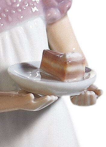 Buy Authentic Lladró Lladró Happy Birthday Girl Figurine Sculpture - FormFluent Sydney Australia