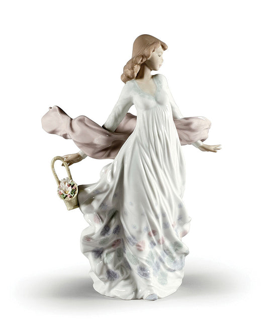 Lladró Spring Splendor Woman Figurine   FormFluent