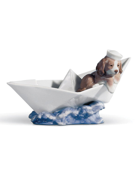 Lladró Little Stowaway Dog Figurine   FormFluent