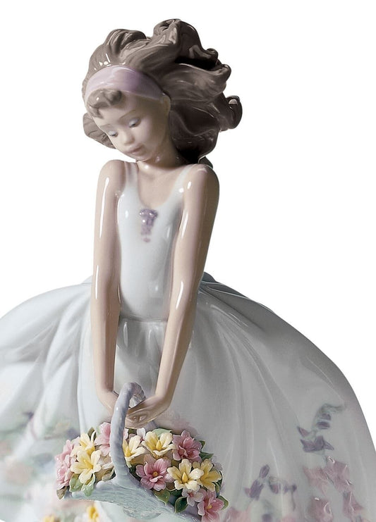 Lladró Wild Flowers Girl Figurine - FormFluent
