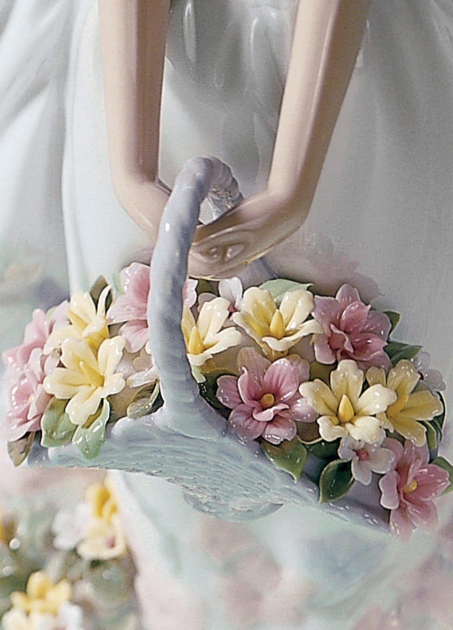 Lladró Wild Flowers Girl Figurine
