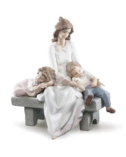  Lladró An Afternoon Nap Mother Figurine Sculpture by Lladró at  FormFluent