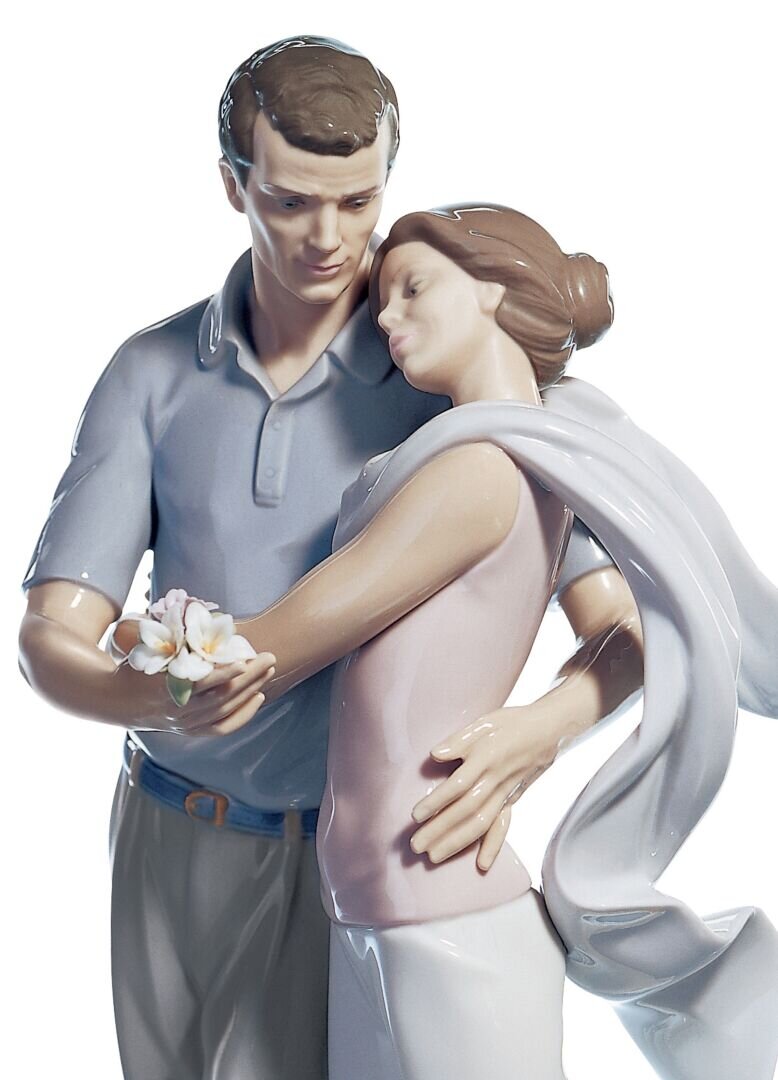 You're Everything to Me Couple Figurine - FormFluent