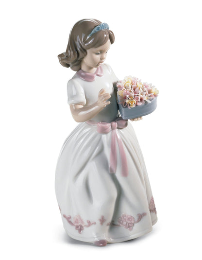 Lladró For A Special Someone Girl Figurine Sculpture by  Lladró at   FormFluent Sydney, Australia