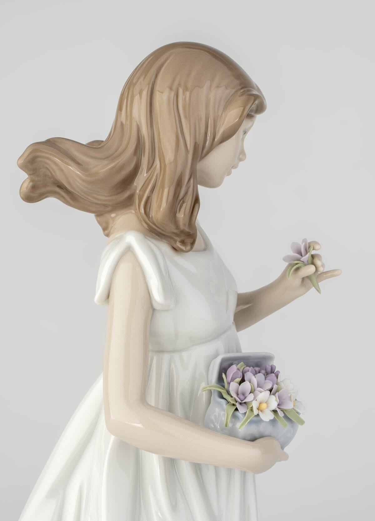 Lladró Treasures of The Earth Woman Figurine