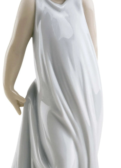  Lladró Friend of The Butterflies Girl Figurine Sculpture by Lladró at  FormFluent