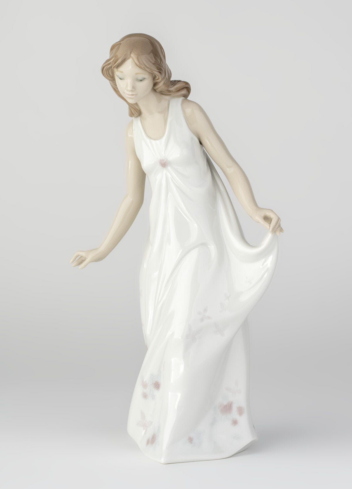Lladró Wonderful Mother Figurine