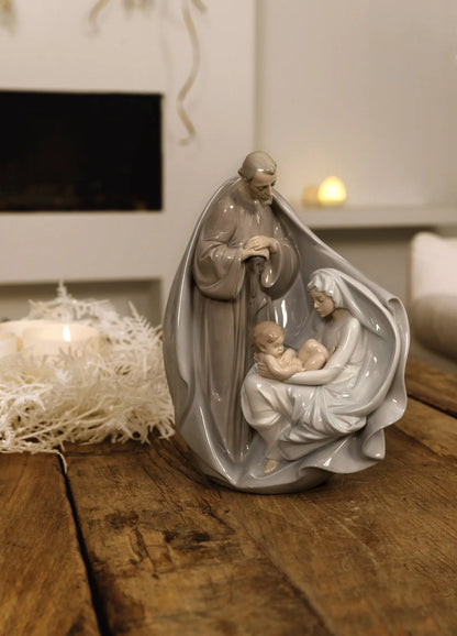  Lladró Birth of Jesus Figurine Sculpture by Lladró at  FormFluent