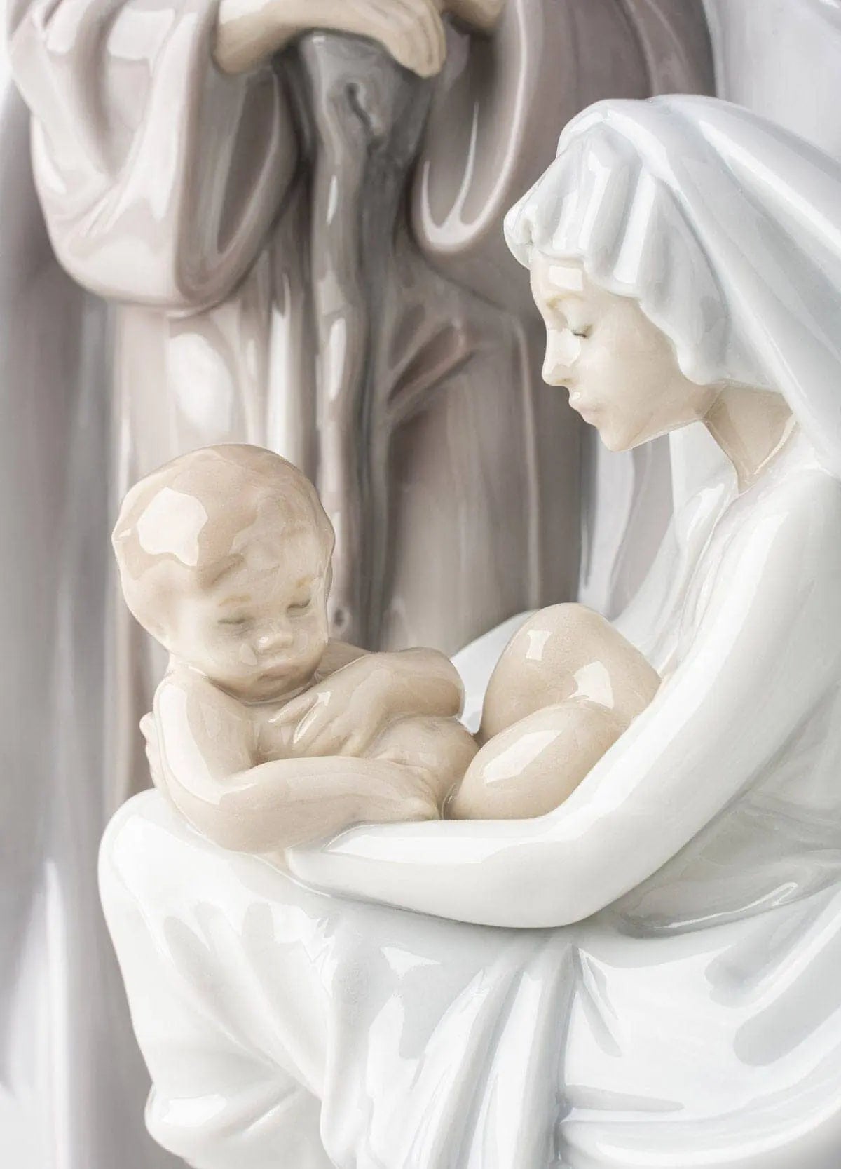  Lladró Birth of Jesus Figurine Sculpture by Lladró at  FormFluent