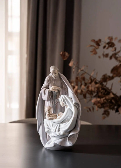  Lladró Birth of Jesus Figurine Sculpture by Lladró at  FormFluent