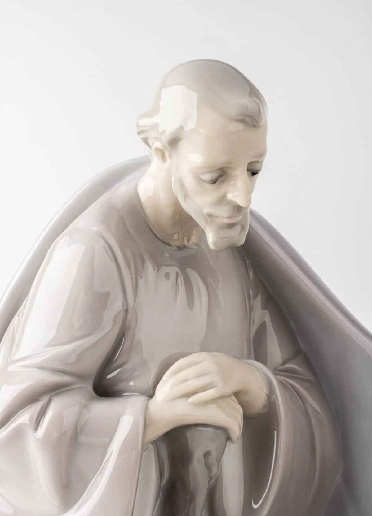  Lladró Birth of Jesus Figurine Sculpture by Lladró at  FormFluent