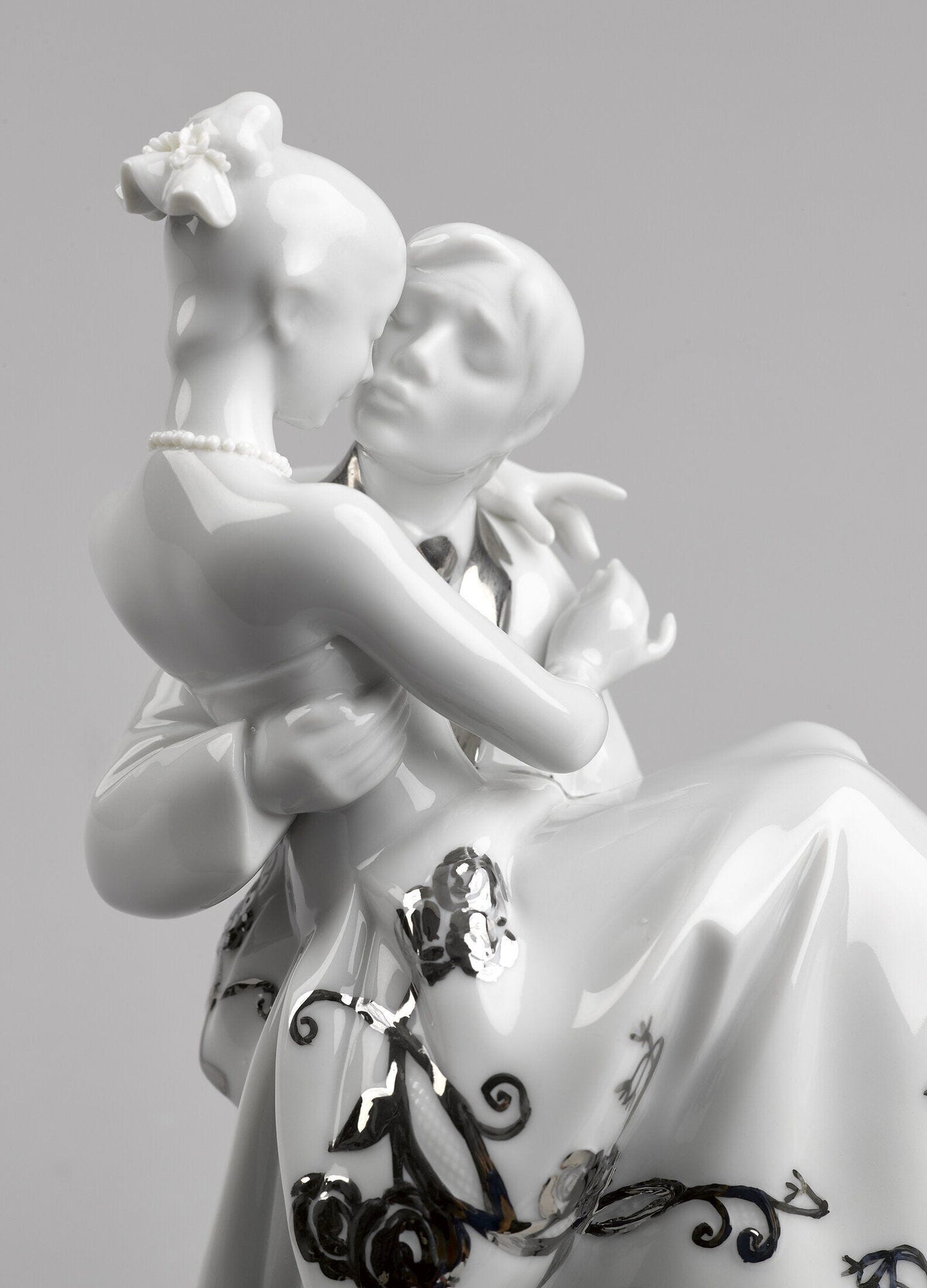 Lladró The Happiest Day Couple Figurine - Silver Lustre