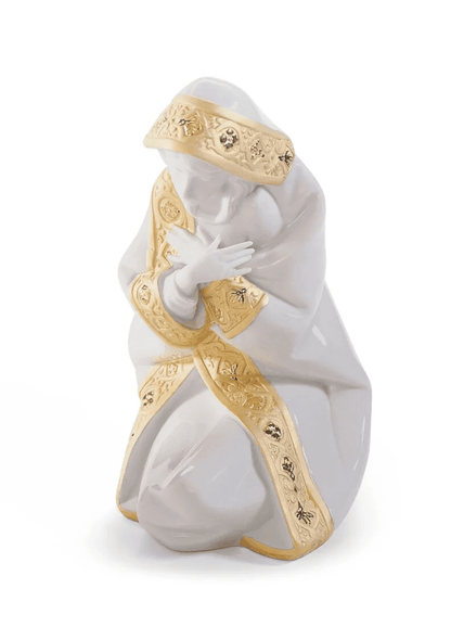 Lladró Mary Nativity Figurine Gold Lustre Sculpture by  Lladró at   FormFluent Sydney, Australia