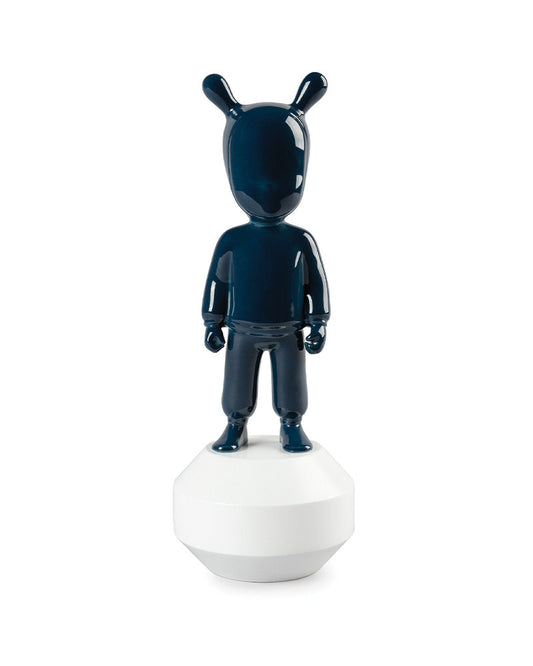 Lladró The Dark Blue Guest Sculpture Small Model  Sculpture FormFluent