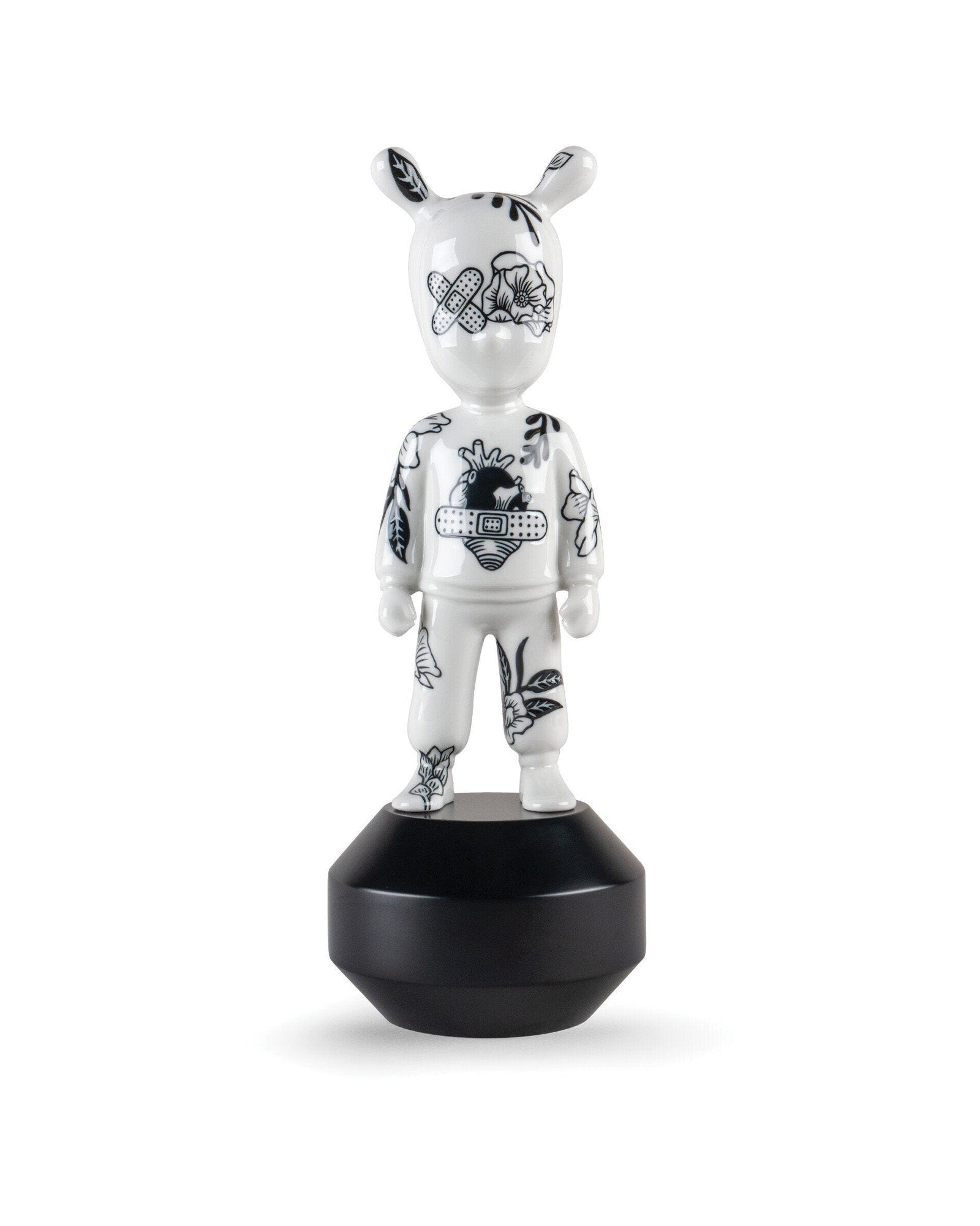Lladró The Guest by Henn Kim Small Model Numbered Edition   FormFluent