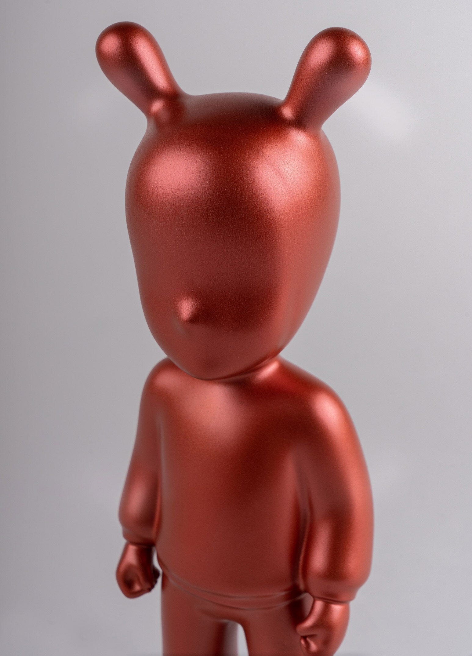 Lladró The Metallic Red Guest Sculpture Small Model  Sculpture FormFluent