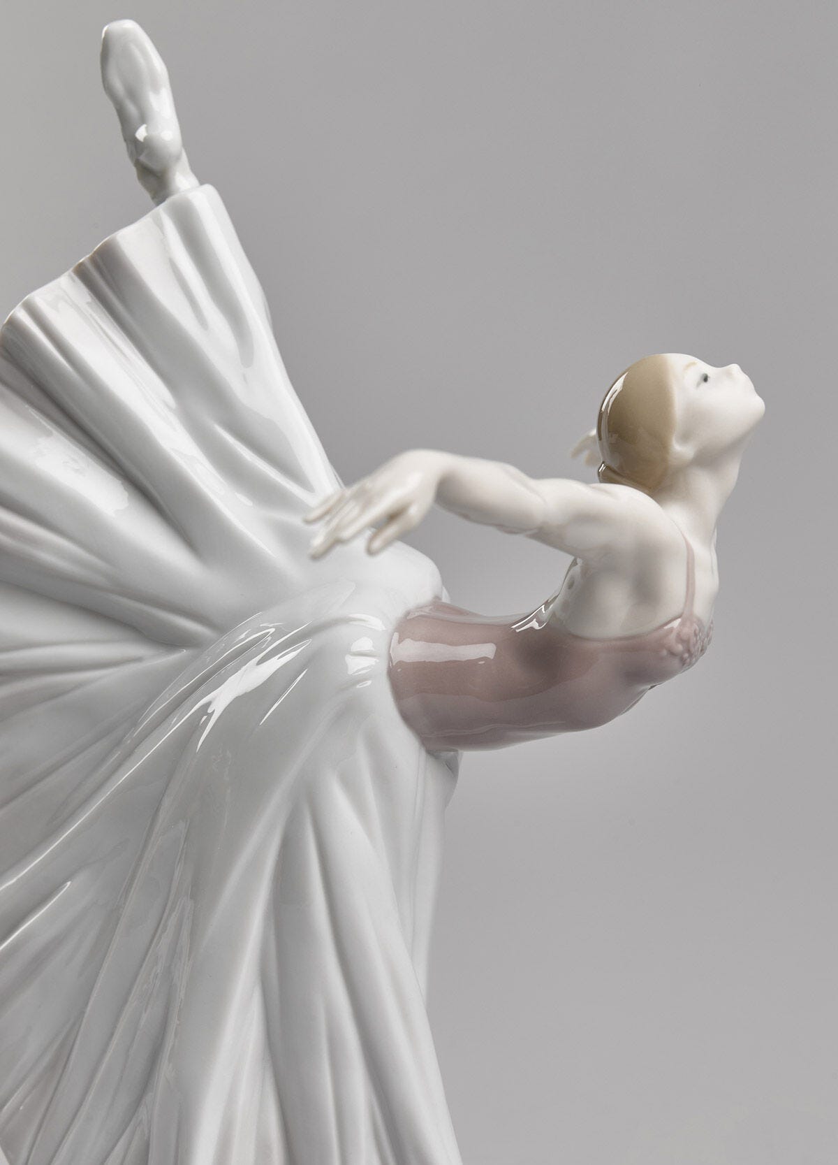 Lladró Giselle Arabesque Ballet Woman Dancer Figurine
