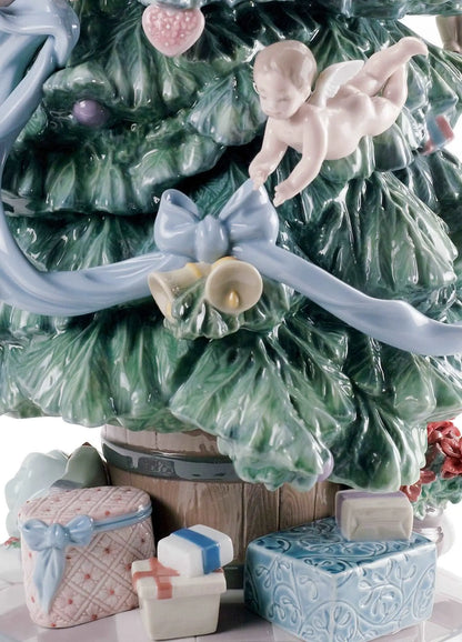  Lladró Great Christmas Tree Figurine Limited Edition Sculpture by Lladró at  FormFluent