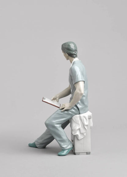 Lladró Surgeon Figurine Sculpture by  Lladró at   FormFluent Sydney, Australia