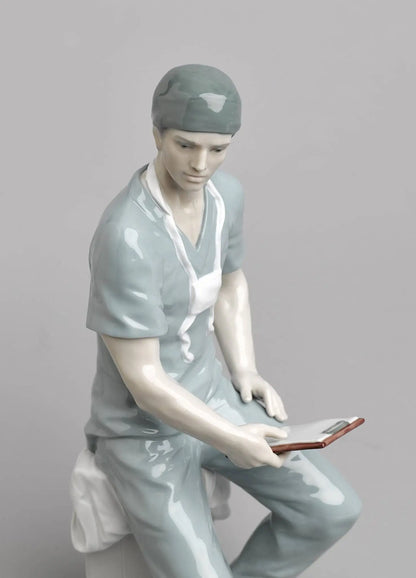 Lladró Surgeon Figurine Sculpture by  Lladró at   FormFluent Sydney, Australia