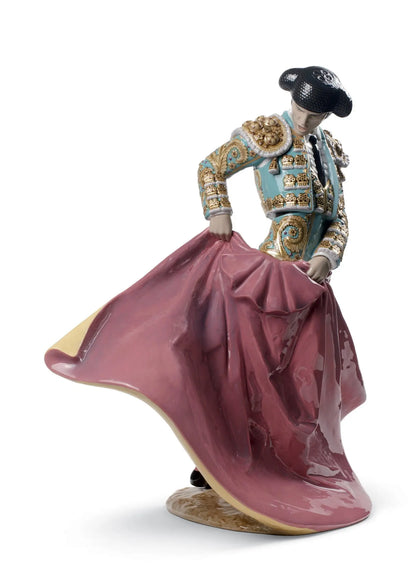  Lladró Matador Bullfighter Man Sculpture Green Limited Edition Sculpture by Lladró at  FormFluent