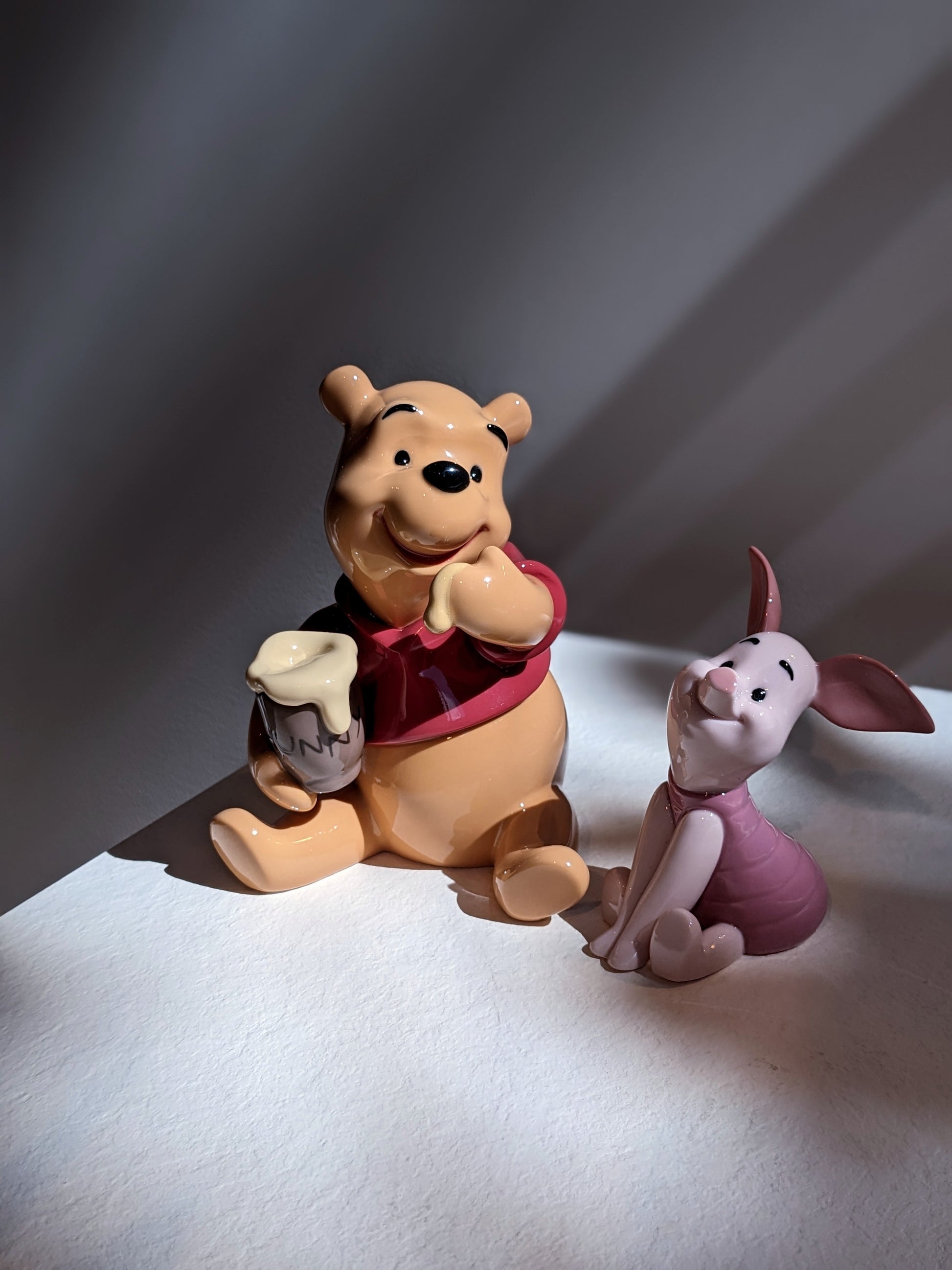 Official Winnie the Pooh Sculpture - FormFluent