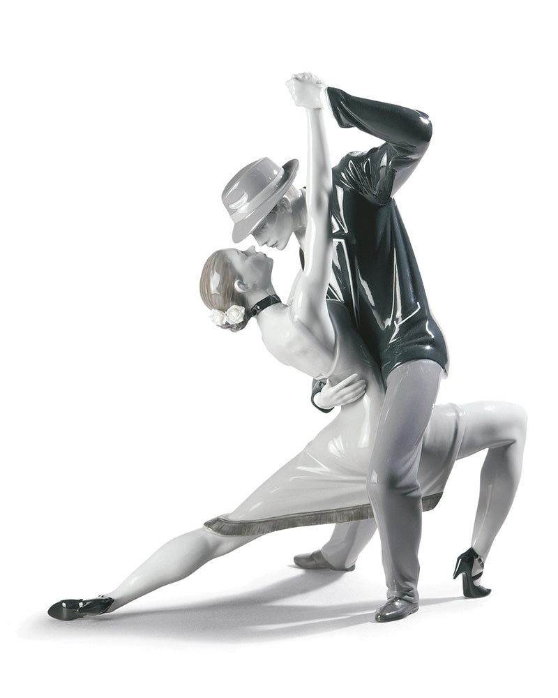 Lladró Passionate Tango Couple Figurine Limited Edition   FormFluent