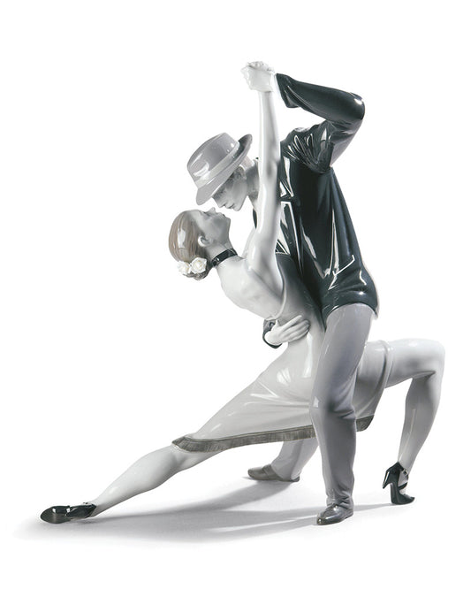 Lladró Passionate Tango Couple Figurine Limited Edition   FormFluent