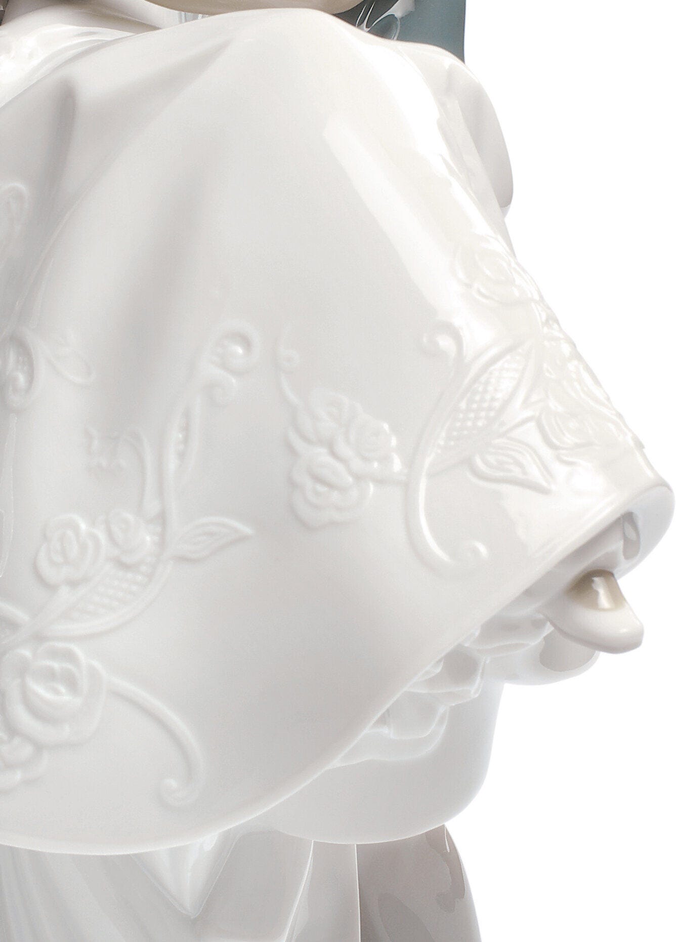 Lladró The Happiest Day Couple Figurine - ReDeco