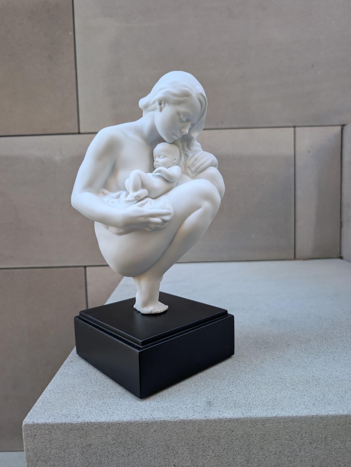 Lladró Love's Bond Mother and Baby Figurine - FormFluent