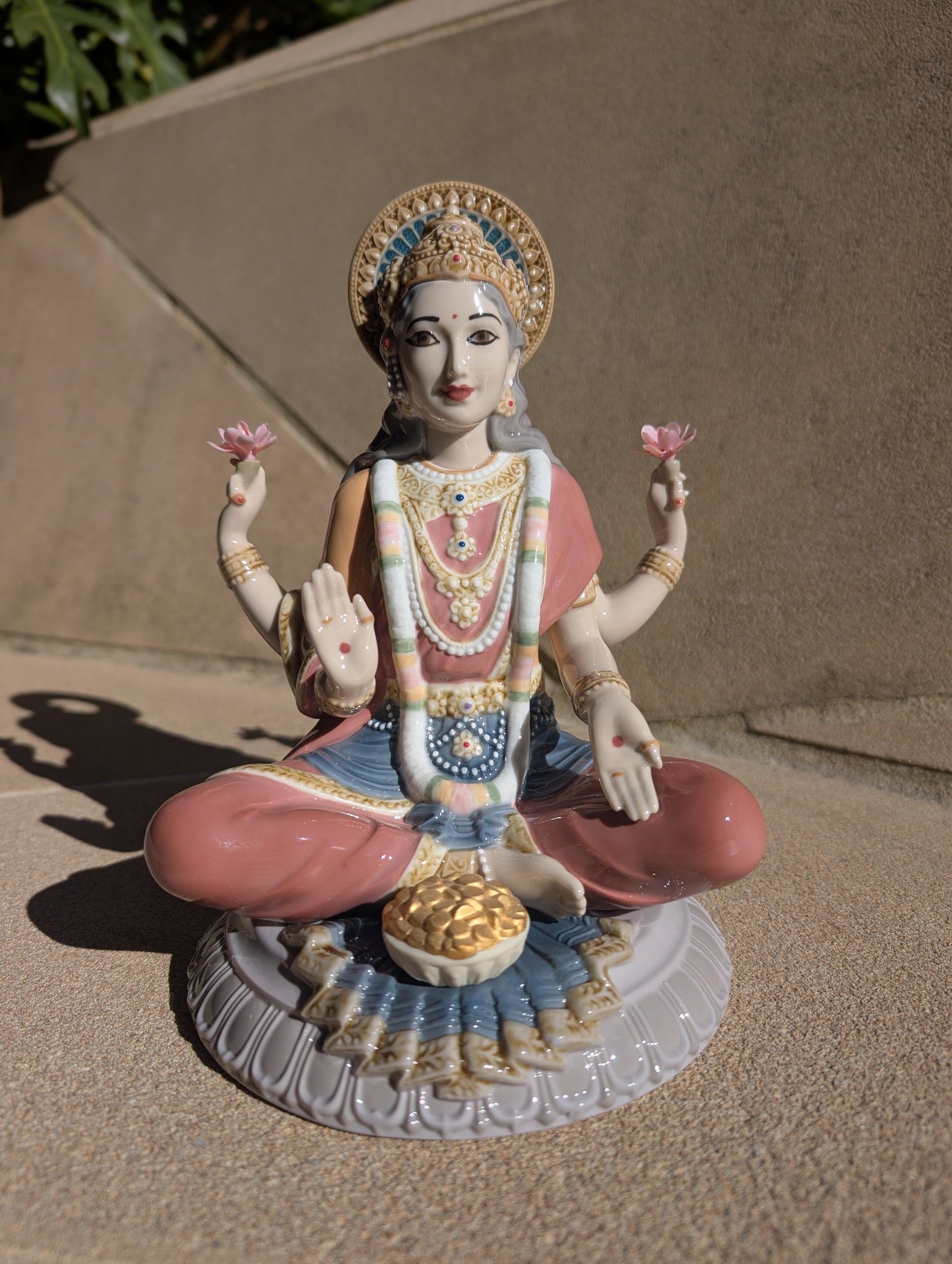 Lladró Lladró Goddess Sri Lakshmi Figurine  - FormFluent Sydney Australia