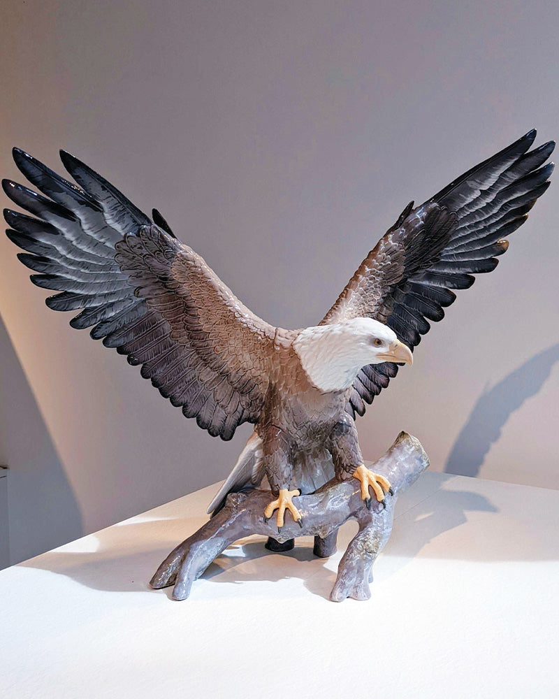 Lladró Freedom Eagle Sculpture  - FormFluent Sydney Australia