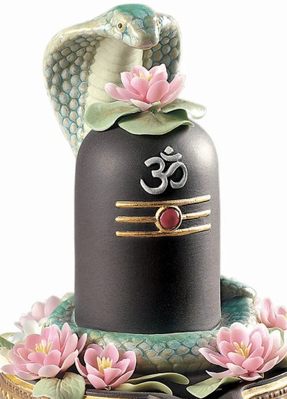 Lladró Lingam Figurine II Gold Lustre Sculpture by  Lladró at   FormFluent Sydney, Australia