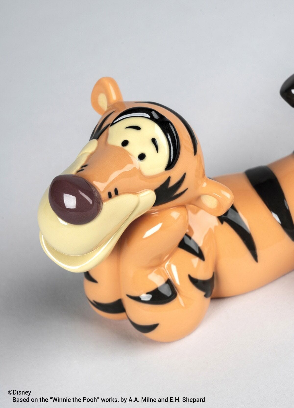 Lladró Official Disney Tigger Figurine