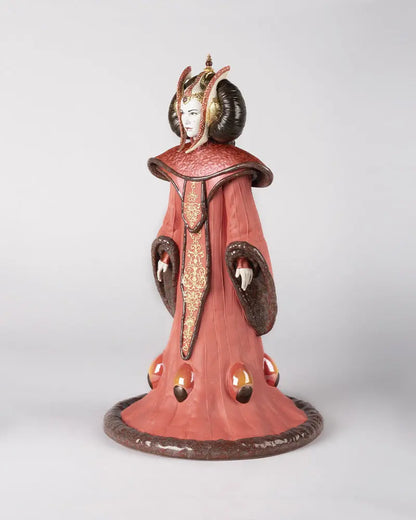  Lladró Official Queen Amidala™ In The Throne Room Star Wars Limited Edition Sculpture by Lladró at  FormFluent