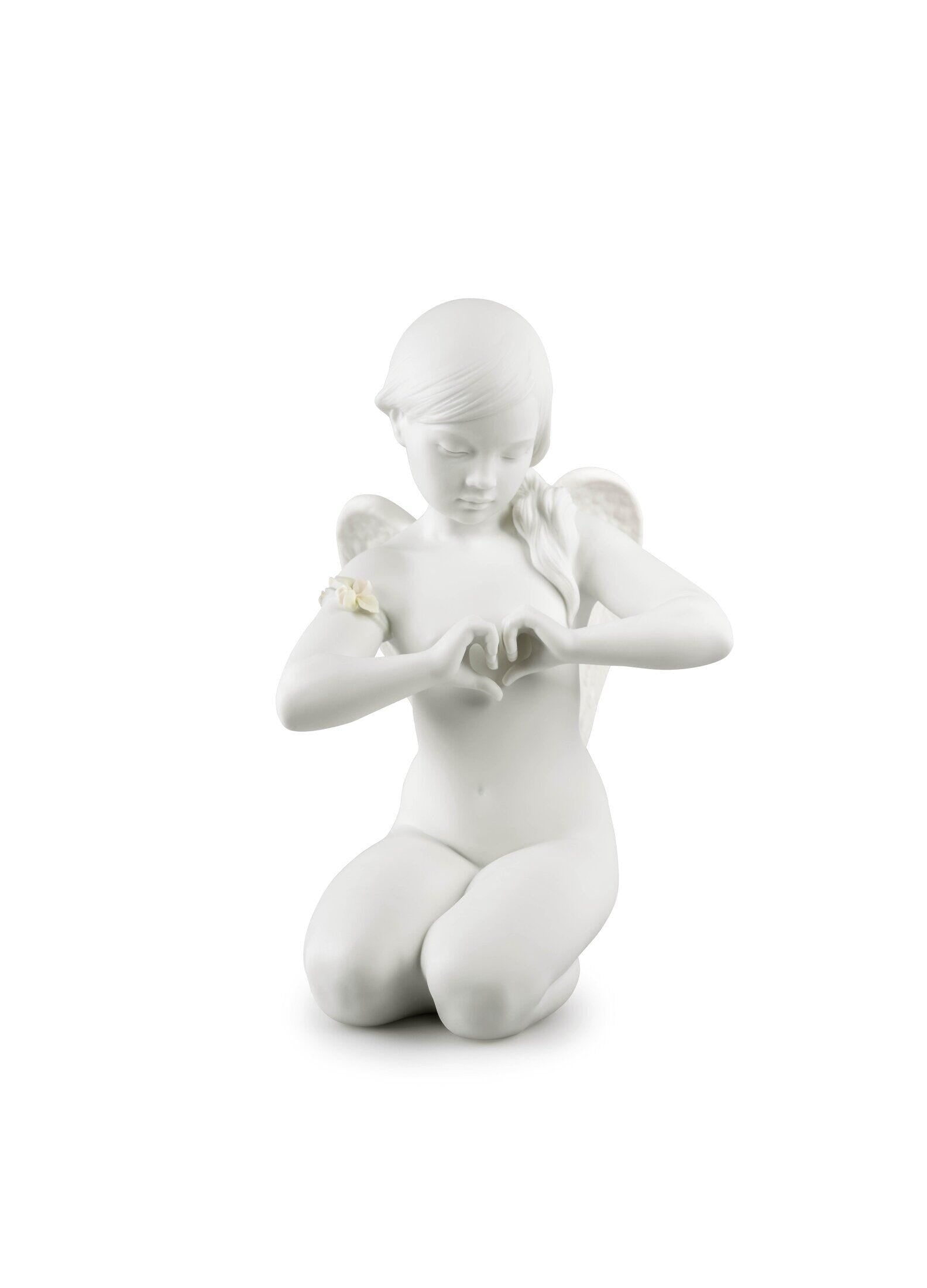 Buy Authentic Lladró Lladró Heavenly Heart Angel Figurine Sculpture - FormFluent Sydney Australia