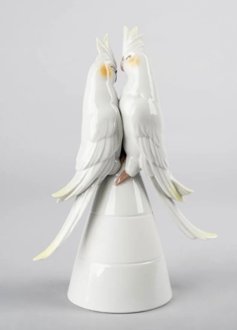 Buy Authentic Lladró Lladró Nymphs in Love Figurine Sculpture - FormFluent Sydney Australia