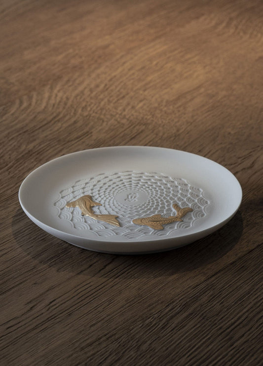 Lladró Koi Plate. Golden Luster