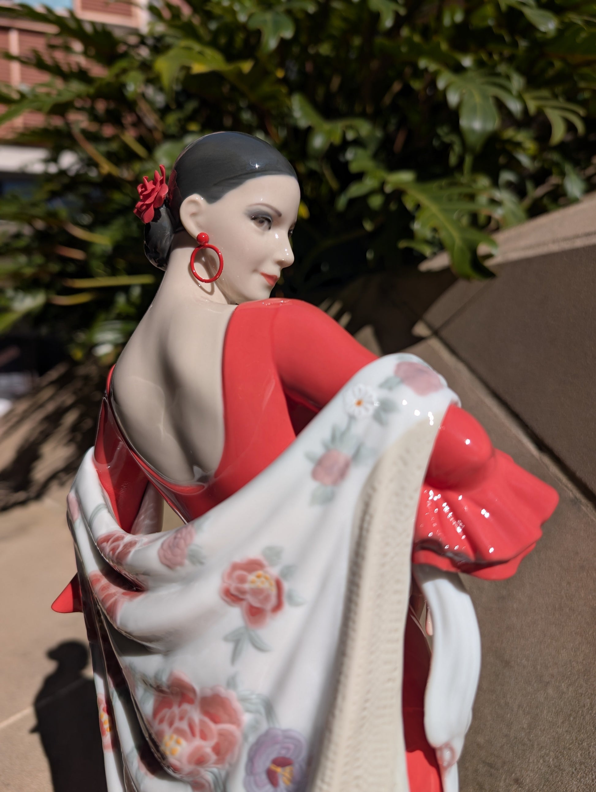 Lladró Flamenco Soul Woman Figurine  - FormFluent Sydney Australia