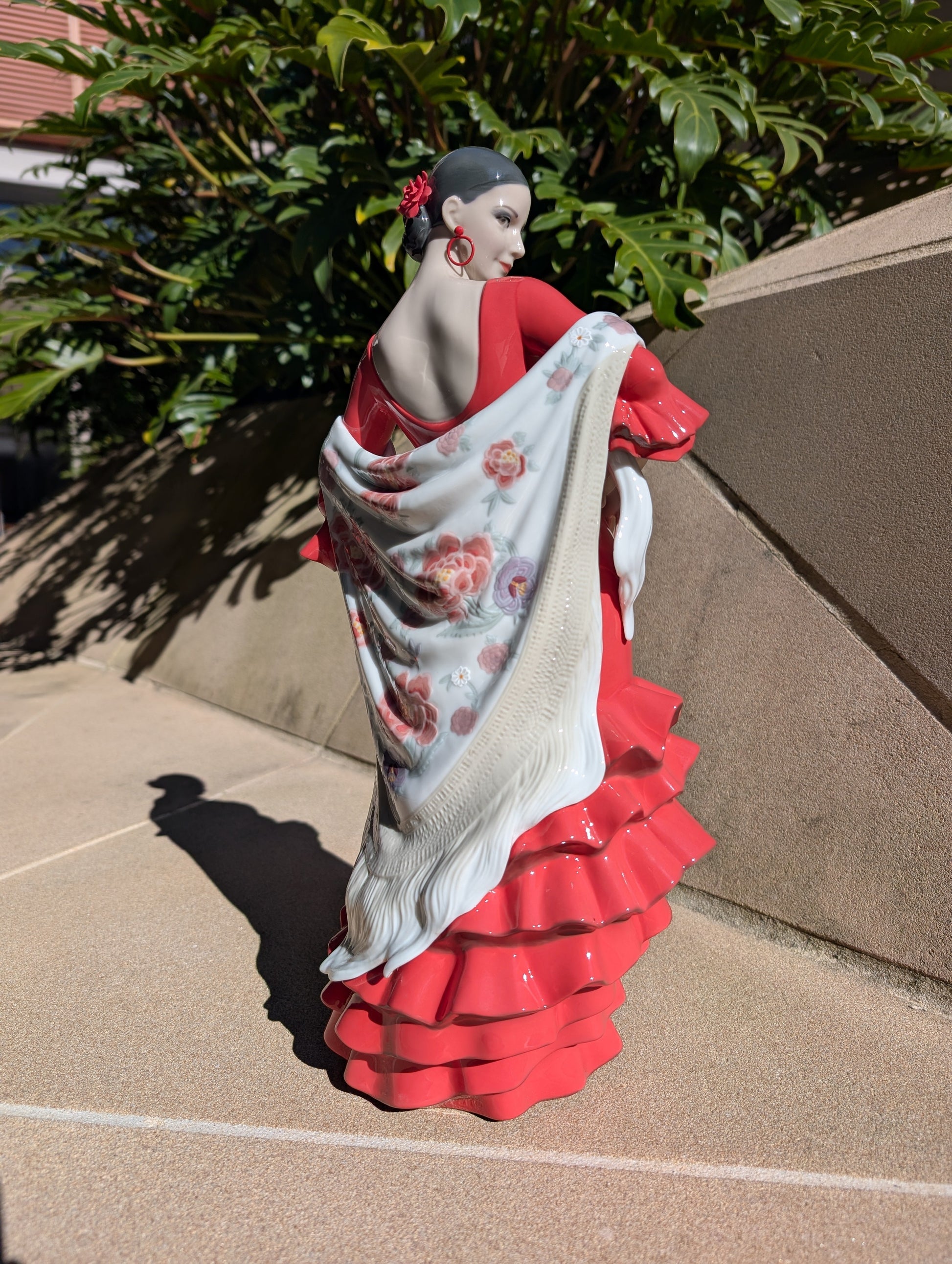 Lladró Flamenco Soul Woman Figurine  - FormFluent Sydney Australia