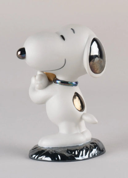  Lladró Official Snoopy Figurine Sculpture by Lladró at  FormFluent