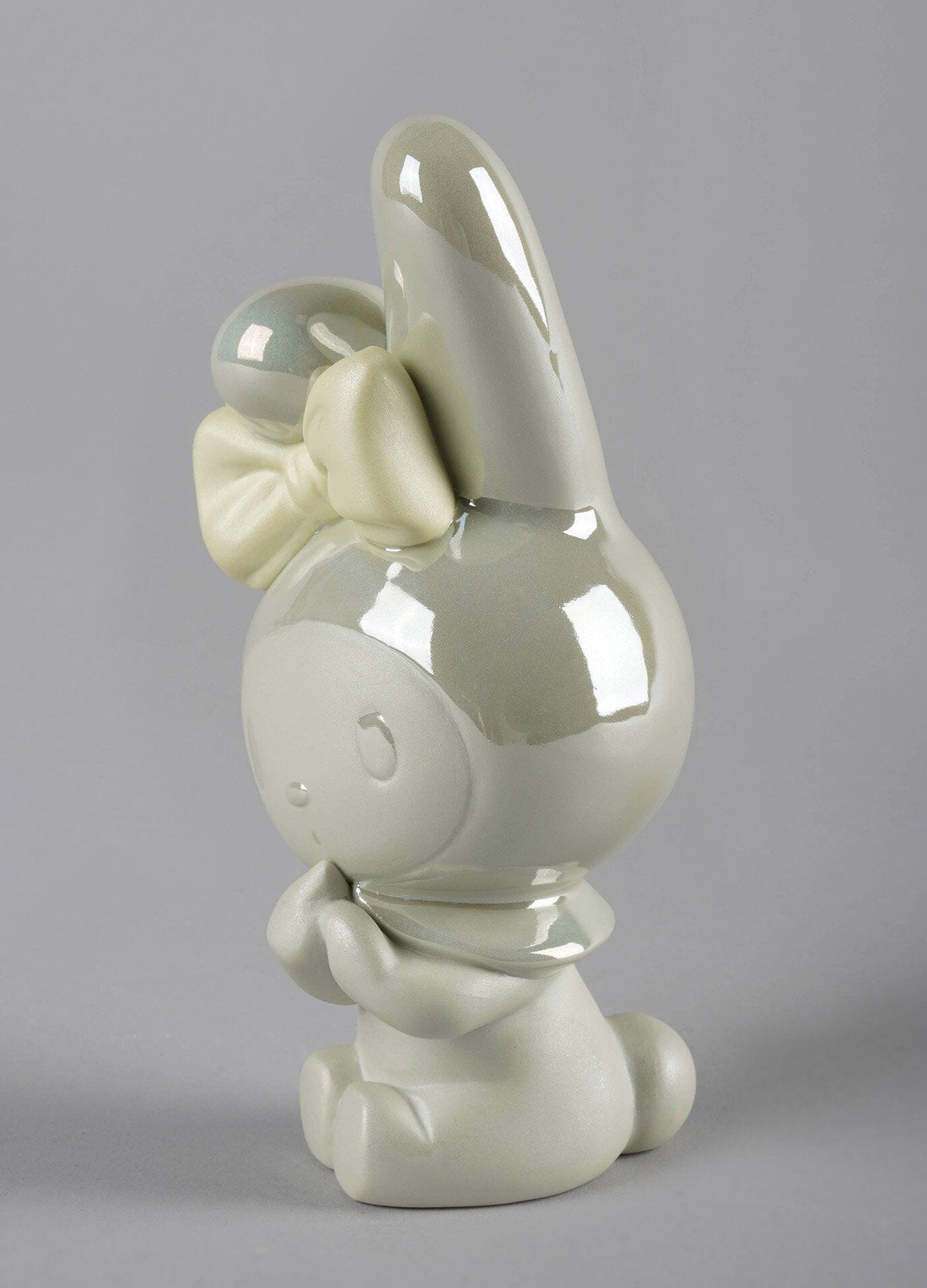 Lladro My Melody FIgurine Green Porcelain Matt and Glazed Formfluent Lladro sydney australia